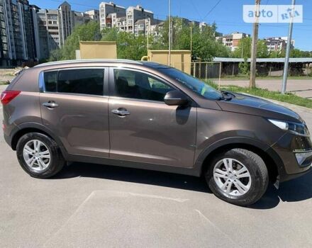 Кіа Sportage, об'ємом двигуна 2 л та пробігом 255 тис. км за 15700 $, фото 5 на Automoto.ua