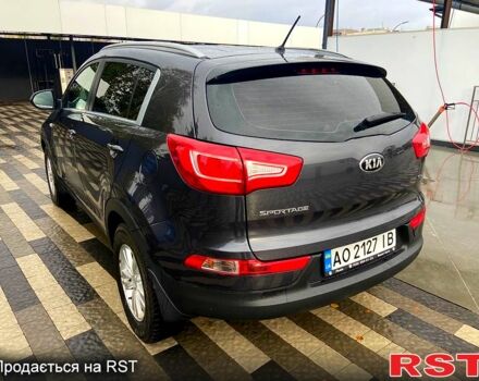 Киа Sportage, объемом двигателя 1.7 л и пробегом 110 тыс. км за 13950 $, фото 4 на Automoto.ua