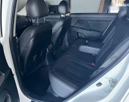 Кіа Sportage, об'ємом двигуна 2 л та пробігом 194 тис. км за 14500 $, фото 18 на Automoto.ua