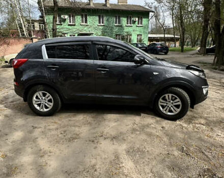 Кіа Sportage, об'ємом двигуна 1.7 л та пробігом 111 тис. км за 13000 $, фото 10 на Automoto.ua