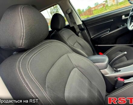 Кіа Sportage, об'ємом двигуна 1.7 л та пробігом 150 тис. км за 11150 $, фото 5 на Automoto.ua