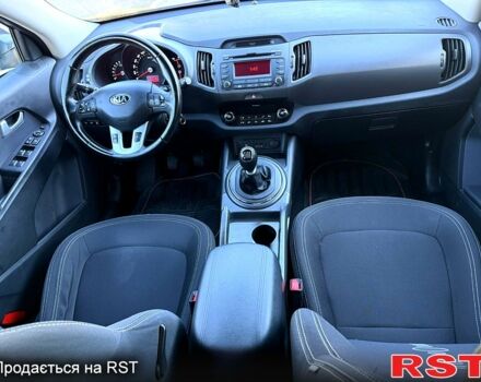 Киа Sportage, объемом двигателя 1.6 л и пробегом 242 тыс. км за 10800 $, фото 2 на Automoto.ua