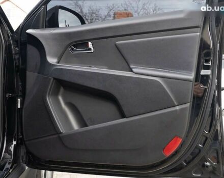 Киа Sportage, объемом двигателя 2 л и пробегом 244 тыс. км за 13200 $, фото 12 на Automoto.ua