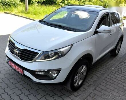 Киа Sportage, объемом двигателя 1.7 л и пробегом 184 тыс. км за 11600 $, фото 2 на Automoto.ua