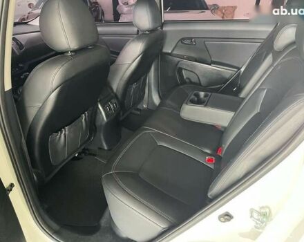 Кіа Sportage, об'ємом двигуна 2 л та пробігом 135 тис. км за 15300 $, фото 18 на Automoto.ua