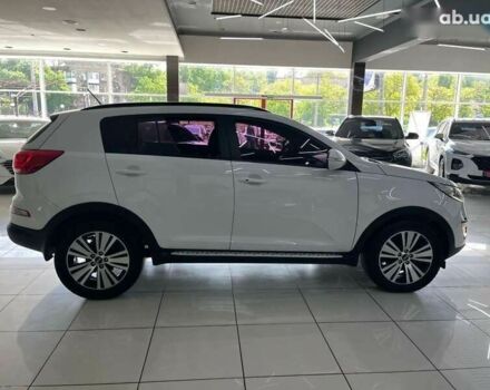 Кіа Sportage, об'ємом двигуна 2 л та пробігом 135 тис. км за 15300 $, фото 7 на Automoto.ua