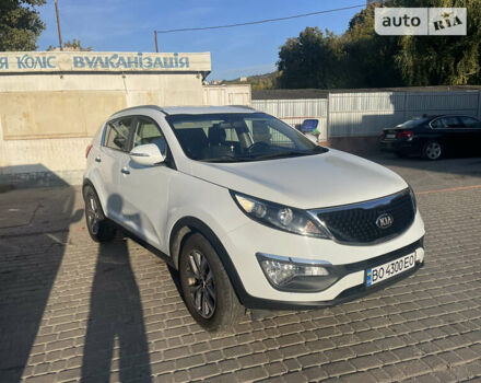 Киа Sportage, объемом двигателя 1.59 л и пробегом 161 тыс. км за 14300 $, фото 2 на Automoto.ua