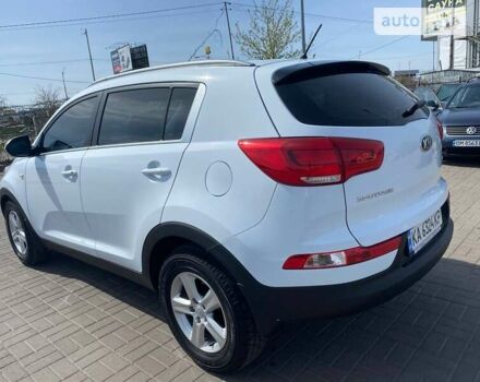 Киа Sportage, объемом двигателя 1.69 л и пробегом 202 тыс. км за 15000 $, фото 3 на Automoto.ua