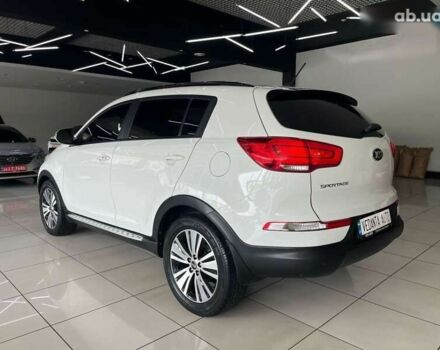 Кіа Sportage, об'ємом двигуна 2 л та пробігом 135 тис. км за 15300 $, фото 5 на Automoto.ua