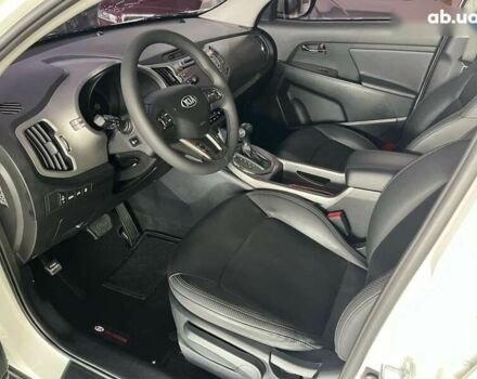 Кіа Sportage, об'ємом двигуна 2 л та пробігом 135 тис. км за 15300 $, фото 17 на Automoto.ua