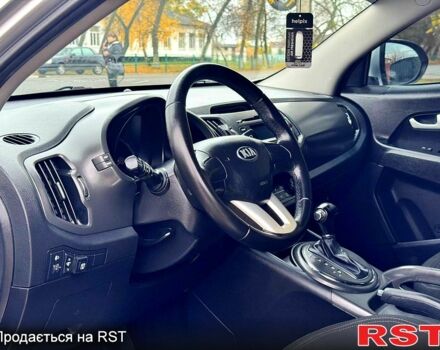 Кіа Sportage, об'ємом двигуна 2 л та пробігом 150 тис. км за 10999 $, фото 5 на Automoto.ua