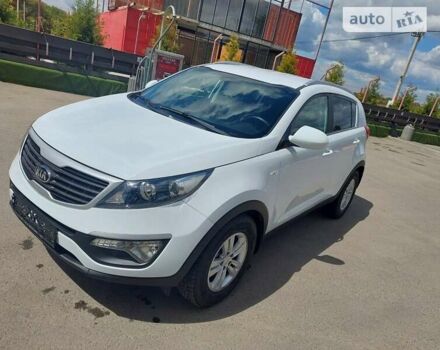 Киа Sportage, объемом двигателя 1.69 л и пробегом 118 тыс. км за 13800 $, фото 18 на Automoto.ua