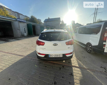 Киа Sportage, объемом двигателя 1.59 л и пробегом 161 тыс. км за 14300 $, фото 4 на Automoto.ua