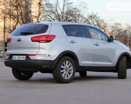 Кіа Sportage, об'ємом двигуна 2 л та пробігом 275 тис. км за 12900 $, фото 3 на Automoto.ua