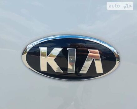 Кіа Sportage, об'ємом двигуна 1.69 л та пробігом 118 тис. км за 13800 $, фото 16 на Automoto.ua