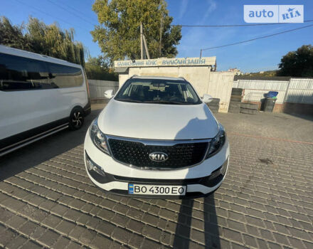 Киа Sportage, объемом двигателя 1.59 л и пробегом 161 тыс. км за 14300 $, фото 1 на Automoto.ua