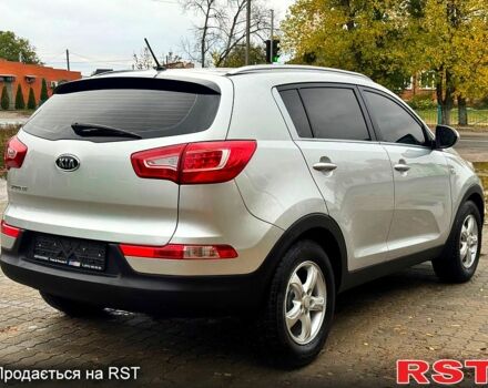 Кіа Sportage, об'ємом двигуна 2 л та пробігом 150 тис. км за 10999 $, фото 4 на Automoto.ua