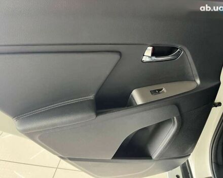 Кіа Sportage, об'ємом двигуна 2 л та пробігом 135 тис. км за 15300 $, фото 20 на Automoto.ua