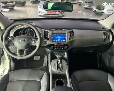 Кіа Sportage, об'ємом двигуна 2 л та пробігом 135 тис. км за 15300 $, фото 16 на Automoto.ua