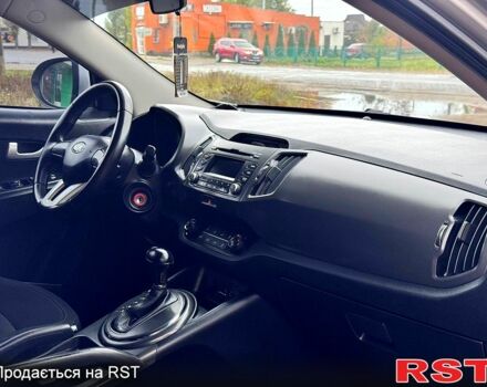Кіа Sportage, об'ємом двигуна 2 л та пробігом 150 тис. км за 10999 $, фото 8 на Automoto.ua