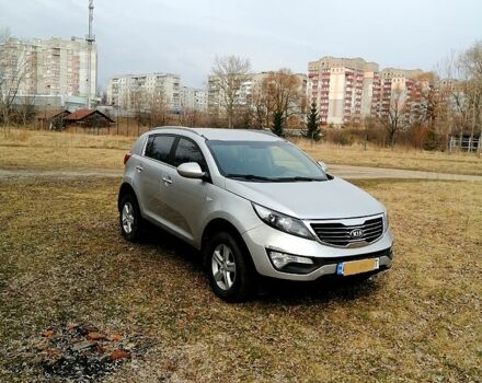 Киа Sportage, объемом двигателя 1.7 л и пробегом 107 тыс. км за 11800 $, фото 2 на Automoto.ua