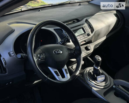 Киа Sportage, объемом двигателя 1.7 л и пробегом 190 тыс. км за 16500 $, фото 11 на Automoto.ua