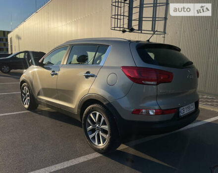 Кіа Sportage, об'ємом двигуна 2 л та пробігом 173 тис. км за 15300 $, фото 5 на Automoto.ua