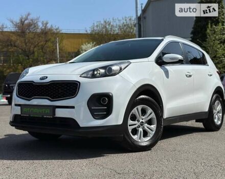 Киа Sportage, объемом двигателя 1.69 л и пробегом 127 тыс. км за 15500 $, фото 10 на Automoto.ua