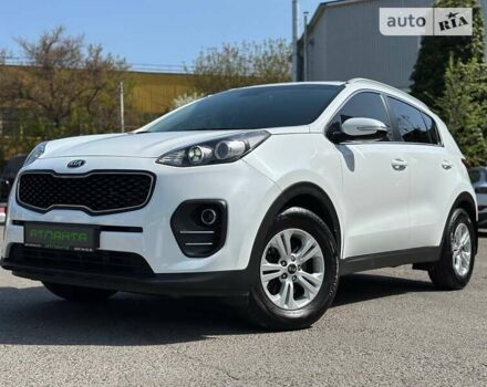 Киа Sportage, объемом двигателя 1.69 л и пробегом 127 тыс. км за 15500 $, фото 7 на Automoto.ua