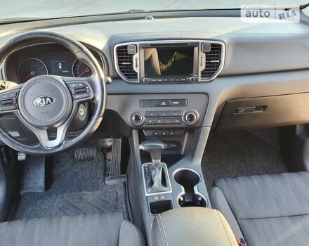 Киа Sportage, объемом двигателя 2 л и пробегом 107 тыс. км за 18400 $, фото 6 на Automoto.ua