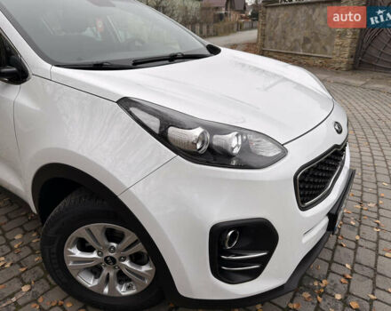 Киа Sportage, объемом двигателя 1.59 л и пробегом 114 тыс. км за 14800 $, фото 8 на Automoto.ua