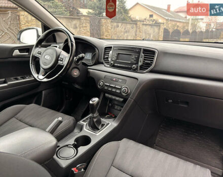Киа Sportage, объемом двигателя 1.59 л и пробегом 114 тыс. км за 14800 $, фото 14 на Automoto.ua