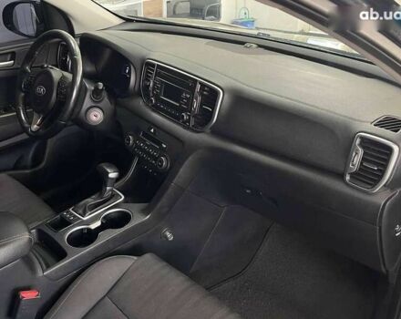 Киа Sportage, объемом двигателя 1.7 л и пробегом 171 тыс. км за 15990 $, фото 29 на Automoto.ua