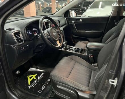 Кіа Sportage 2017 у Києві на Automoto.ua Кіа Sportage, об'ємом двигуна 1.7 л та пробігом 164 тис. км за 17500 $, фото 13 на Automoto.ua