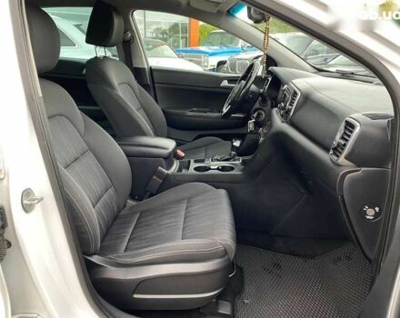 Киа Sportage, объемом двигателя 1.7 л и пробегом 212 тыс. км за 16800 $, фото 26 на Automoto.ua