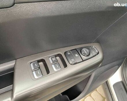 Киа Sportage, объемом двигателя 1.7 л и пробегом 212 тыс. км за 16800 $, фото 11 на Automoto.ua