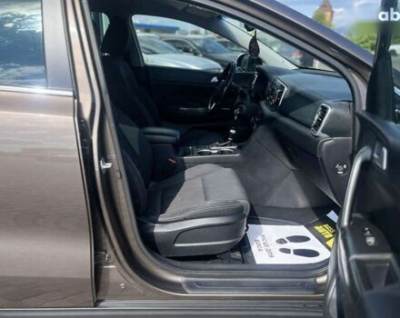 Кіа Sportage 2017 у Мукачево на Automoto.ua Кіа Sportage, об'ємом двигуна 2 л та пробігом 162 тис. км за 16000 $, фото 12 на Automoto.ua