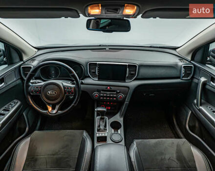 Киа Sportage 2017 в Киеве на Automoto.ua Киа Sportage, объемом двигателя 1.7 л и пробегом 140 тыс. км за 15813 $, фото 9 на Automoto.ua