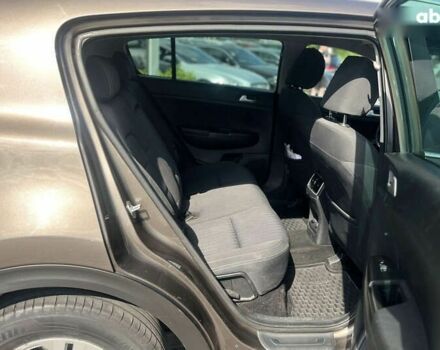 Кіа Sportage 2017 у Мукачево на Automoto.ua Кіа Sportage, об'ємом двигуна 2 л та пробігом 162 тис. км за 16000 $, фото 11 на Automoto.ua