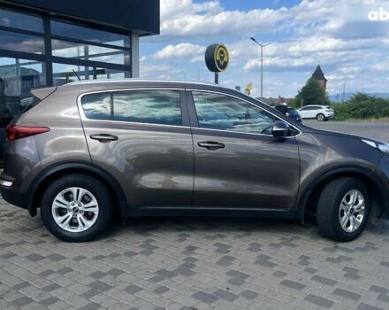 Киа Sportage 2017 в Мукачево на Automoto.ua Киа Sportage, объемом двигателя 2 л и пробегом 162 тыс. км за 16000 $, фото 7 на Automoto.ua