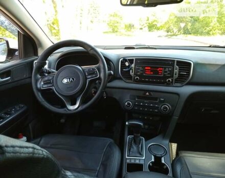 Киа Sportage, объемом двигателя 1.69 л и пробегом 202 тыс. км за 16000 $, фото 2 на Automoto.ua