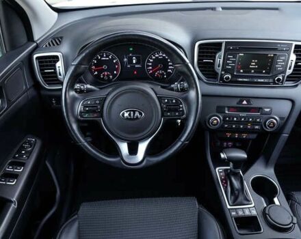 Киа Sportage, объемом двигателя 2 л и пробегом 83 тыс. км за 18089 $, фото 8 на Automoto.ua