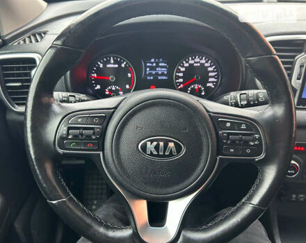 Киа Sportage, объемом двигателя 1.7 л и пробегом 56 тыс. км за 19950 $, фото 6 на Automoto.ua