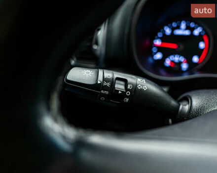 Киа Sportage 2017 в Киеве на Automoto.ua Киа Sportage, объемом двигателя 1.7 л и пробегом 140 тыс. км за 15813 $, фото 14 на Automoto.ua