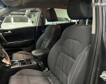 Кіа Sportage 2017 у Києві на Automoto.ua Кіа Sportage, об'ємом двигуна 1.7 л та пробігом 164 тис. км за 17500 $, фото 15 на Automoto.ua