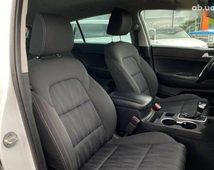 Киа Sportage, объемом двигателя 1.7 л и пробегом 212 тыс. км за 16800 $, фото 27 на Automoto.ua