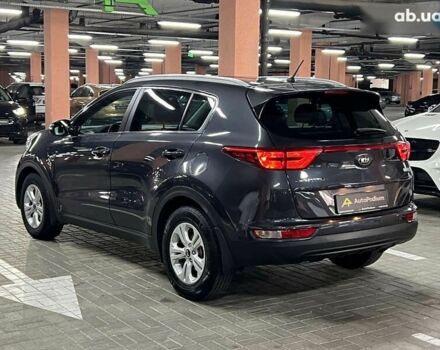 Кіа Sportage 2017 у Києві на Automoto.ua Кіа Sportage, об'ємом двигуна 1.7 л та пробігом 164 тис. км за 17500 $, фото 10 на Automoto.ua