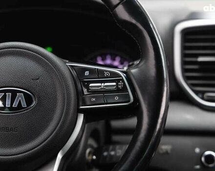 Киа Sportage, объемом двигателя 1.6 л и пробегом 141 тыс. км за 17500 $, фото 16 на Automoto.ua