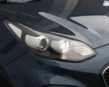 Киа Sportage, объемом двигателя 1.6 л и пробегом 141 тыс. км за 17500 $, фото 4 на Automoto.ua