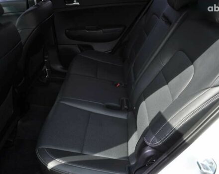 Киа Sportage, объемом двигателя 2 л и пробегом 165 тыс. км за 21000 $, фото 28 на Automoto.ua
